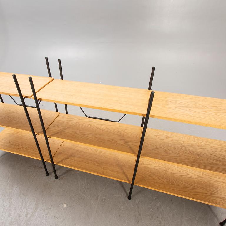 Novel Cabinet Makers Denmark, 5 gables and 9 shelves, contemporary.