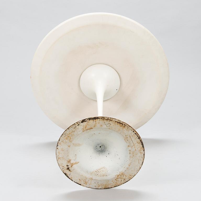 EERO SAARINEN, pöytä, "Tulip" Artek. Lisenssillä valmistettu Billnäsin tehtailla, Fiskars, 1960-luku.