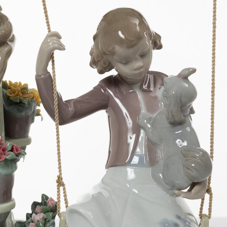 Juan Carlos Ferri Herrero, figurin, "Swing into spring", Lladró, Spanien, 2007 - 2011.