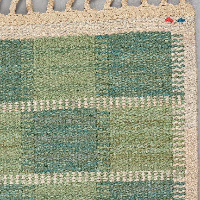 Barbro Nilsson, A CARPET, Schackrutan grön", flat weave, ca 267 x 206,5 cm, signed AB MMF BN.