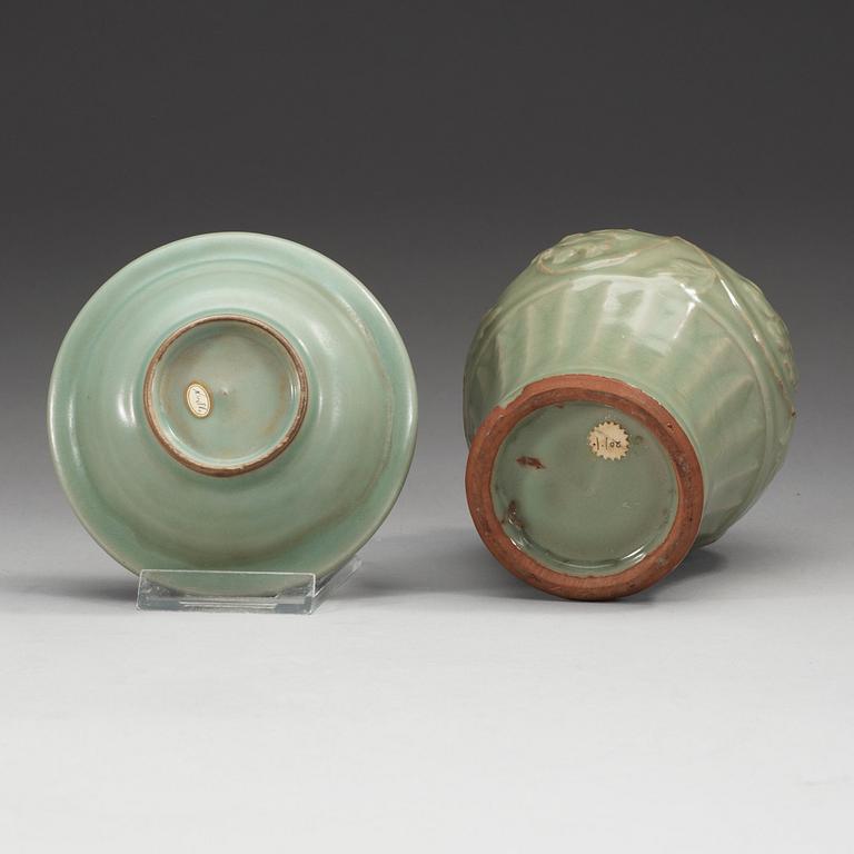 A celadon glazed vase and dish, Yuan/Ming dynasty.