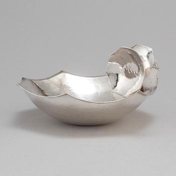 CLAËS E. GIERTTA. Skål, sterlingsilver, Stockholm 1974.