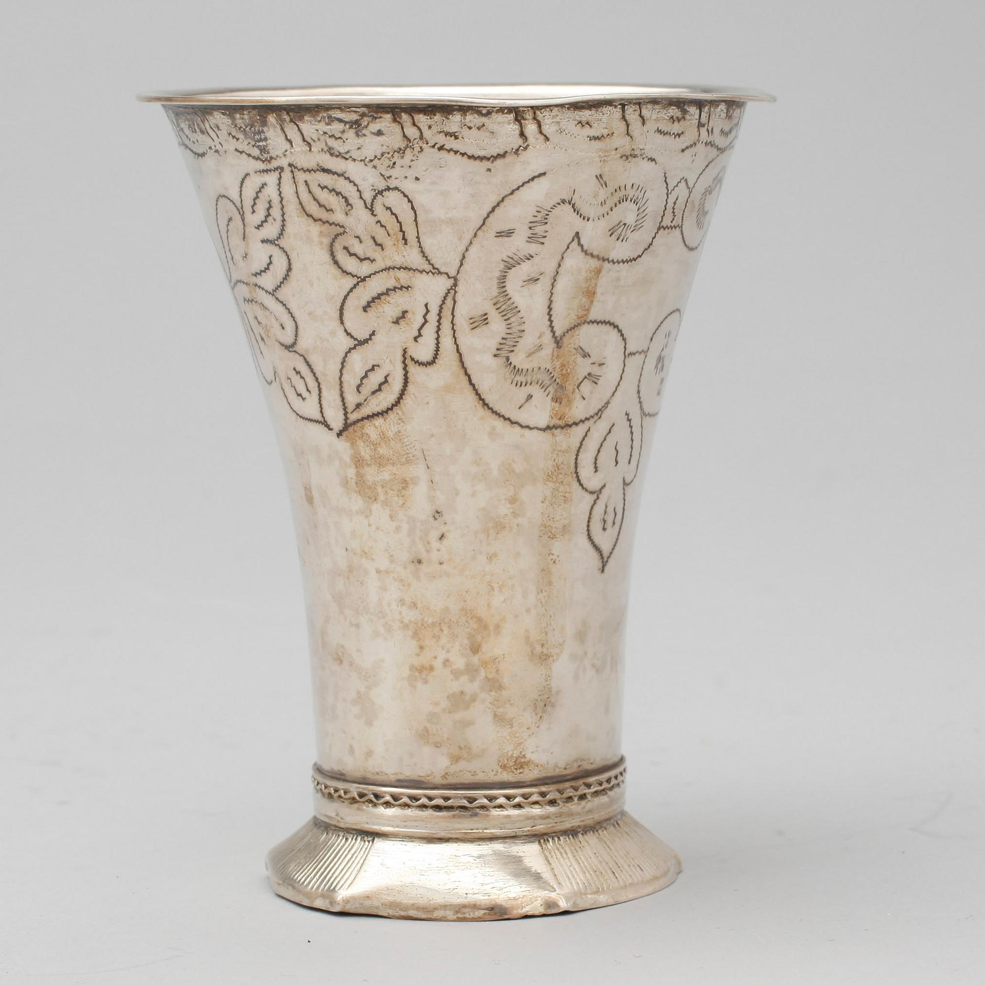 BÄGARE, silver, Olof Peter Almén, Hedemora 1807. Vikt ca 70 gram.