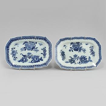 FAT, ett par, porslin, Kina, 1700-tal.