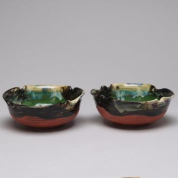 A set of two Japanese censers and two Japanese bowls, 20th Century.