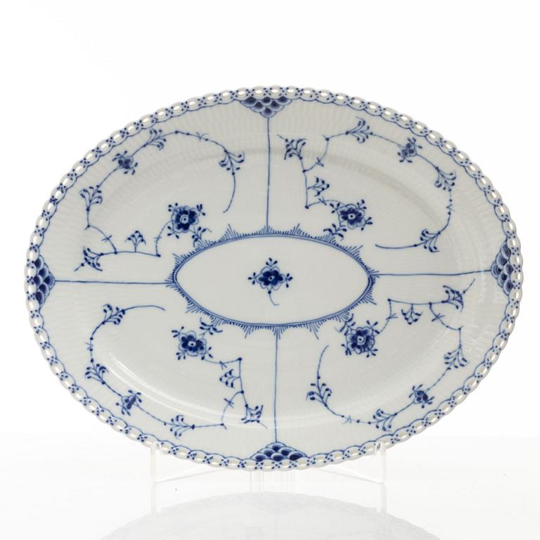 Dinner service, 45 pieces, porcelain, "Blue Fluted", Royal Copenhagen, Denmark.