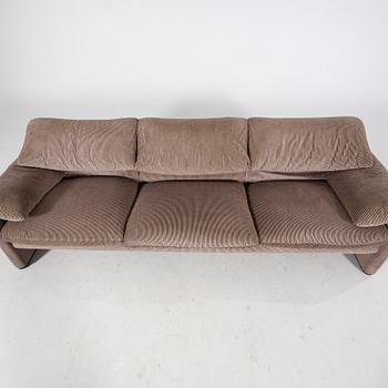 Vico Magistretti, sofa "Maralunga" for Cassina designed in 1973.