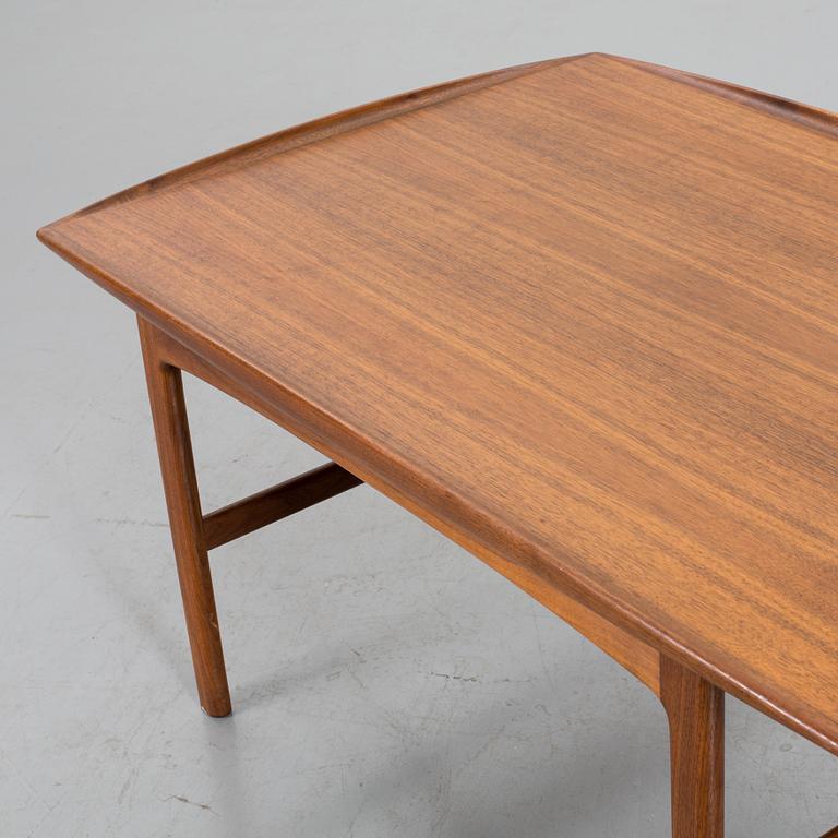 A FOLKE OHLSSON COFFEE TABLE "FRISCO" BRA BOHAG TINGSTRÖMS, 1960'S.