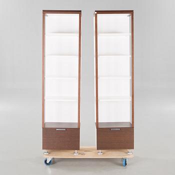 A pair of 21th century shelfs, probably by Ligne Roset.