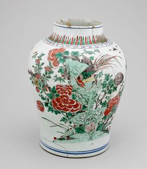 URNA, porslin, Kina. Transition. 1600-tal.