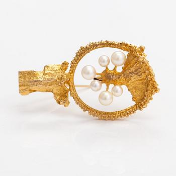 Björn Weckström, A 14K gold and cultured pearls brooch "Sea flower". Lapponia 1970.