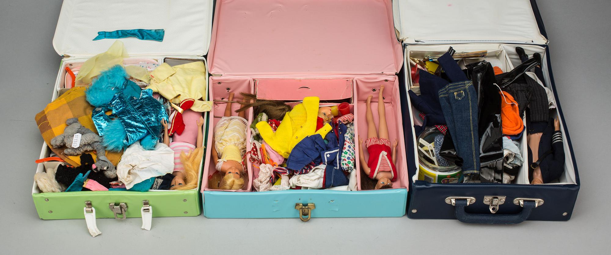 BARBIEDOCKOR, 4 st med TILLBEHÖR, Mattel, 1950/60-tal.