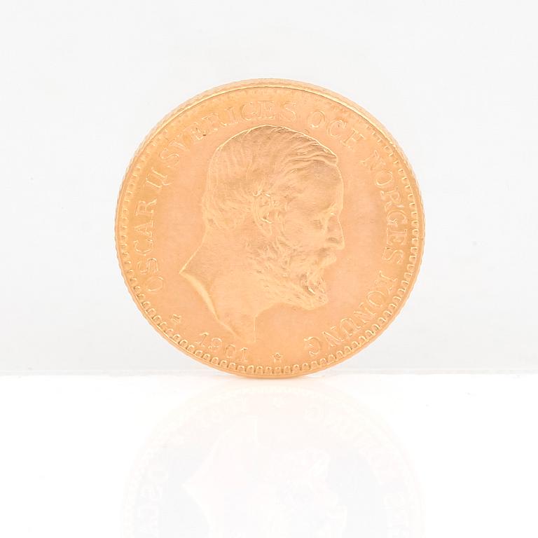 GULDMYNT, 10 kronor, Oscar II av Sverige och Norge 1901. Vikt ca 4,5 gram.