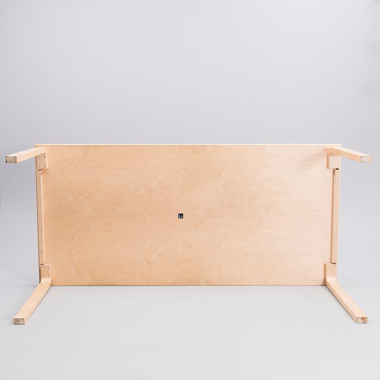 ALVAR AALTO, BORD, modell 86, Artek 2008.