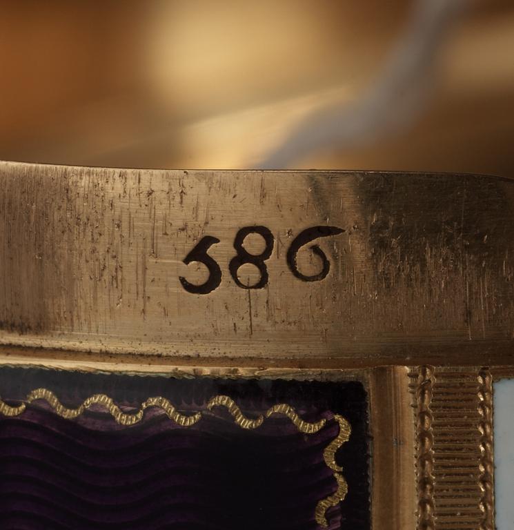 DOSA, guld 18k och emalj, stämpel FJ, Genève 1790-tal. Tillverkningsnummer 686.