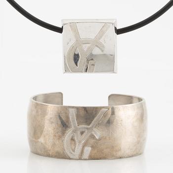 Yves Saint Laurent, Yves Saint Laurent,.