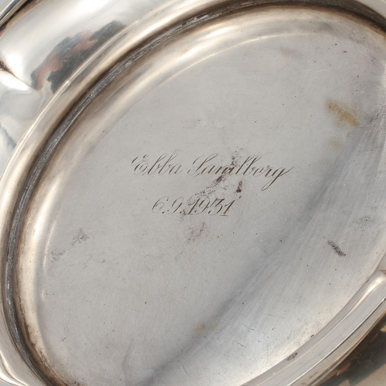 SKÅL, silver, svenska importstämplar, 1931. Vikt 535 g.