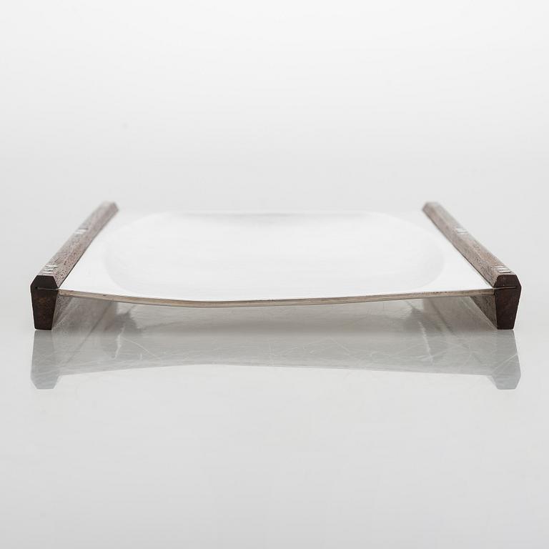 Tapio Wirkkala, leipäkori, hopea ja palisanteri, TW 185, Kultakeskus, Hämeenlinna 1964.