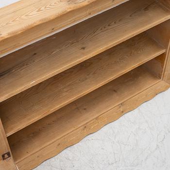 Swedish Modern, a pair of pine wall-mounted shelves, Swedish, 1930s/40s.