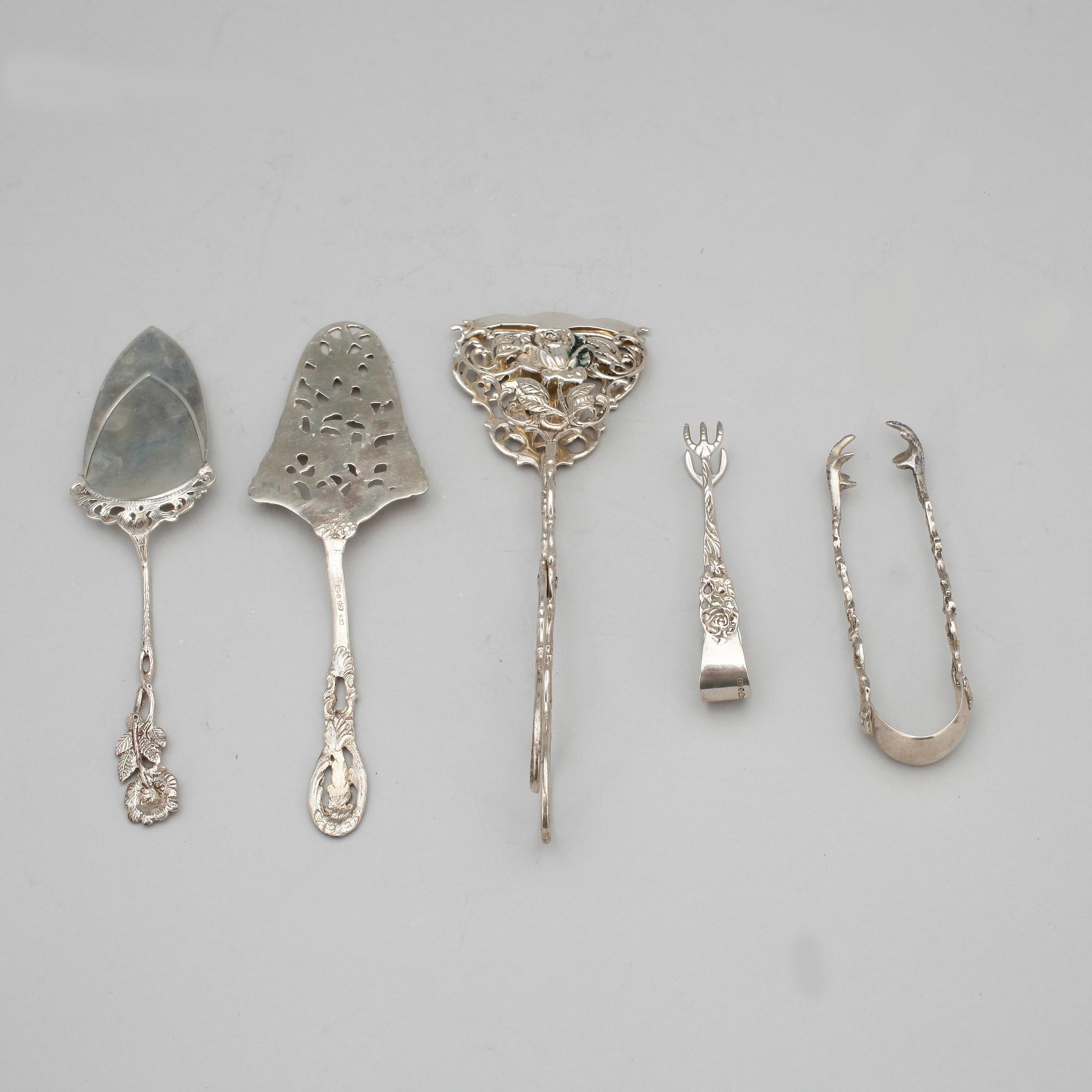 SILVER, 5 delar, olika nationaliter, 1900-talets andra hälft. Totalvikt ca 147 gram.