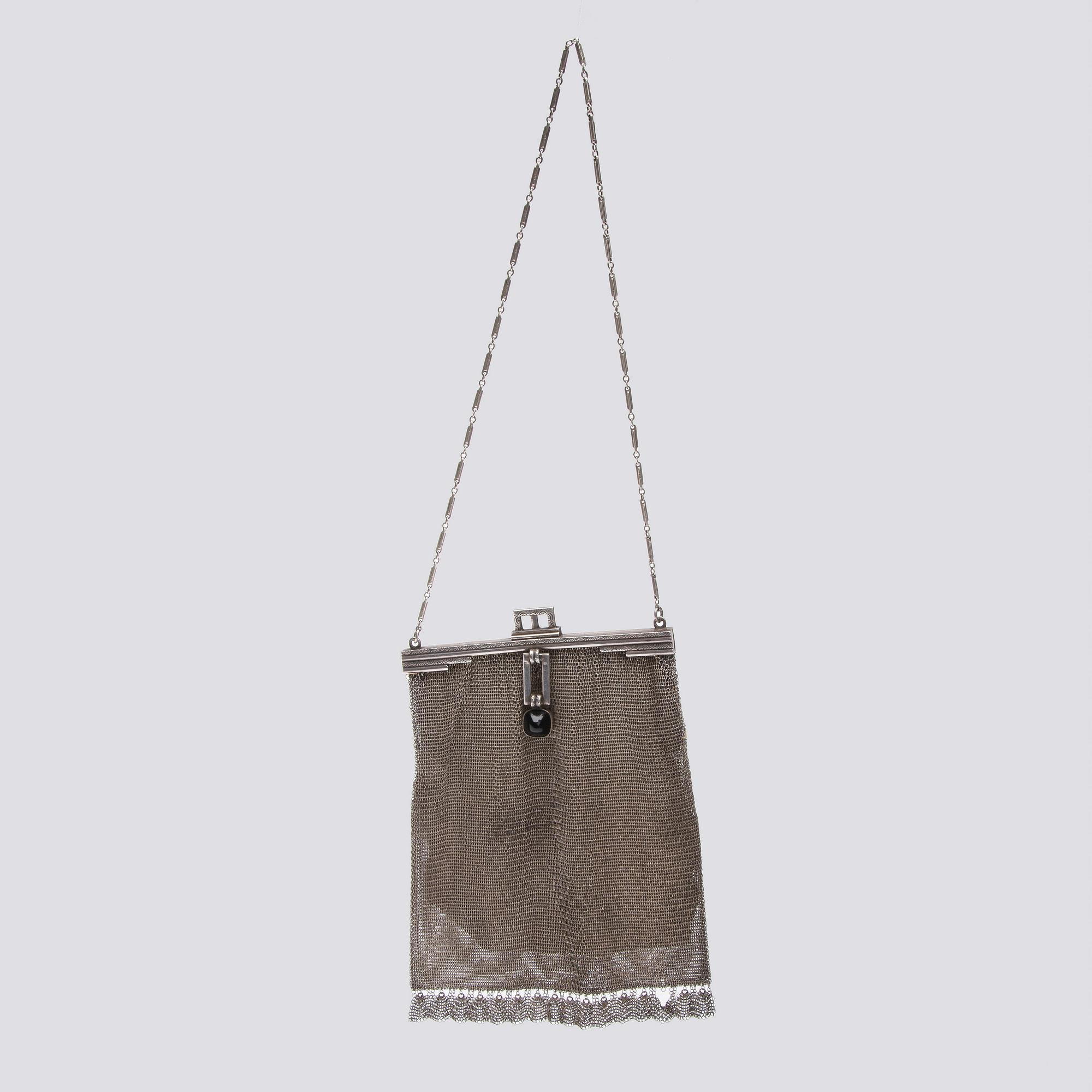 AFTONVÄSKA, silver, art déco, engelska importstämplar. Vikt 106 g.