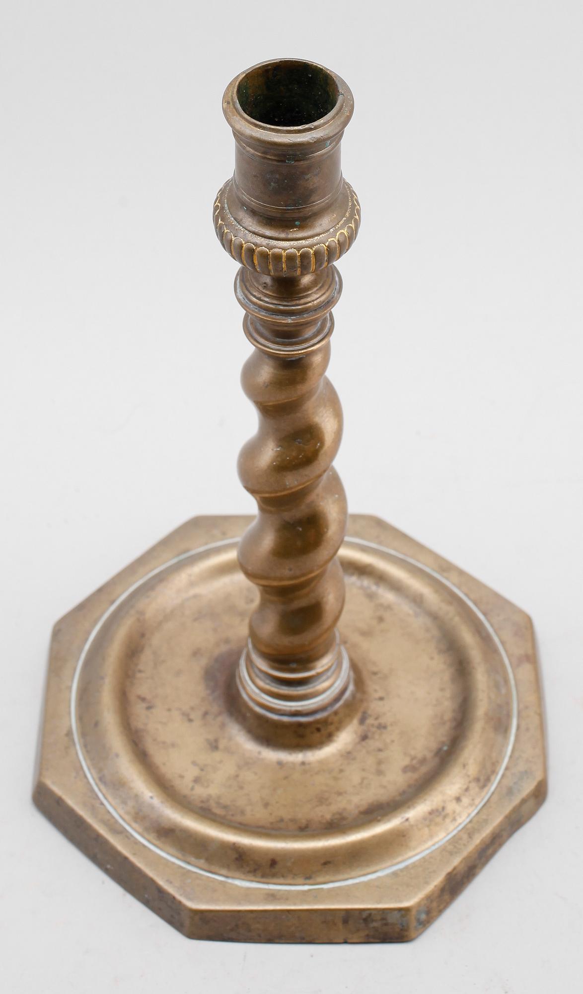 LJUSSTAKE, brons, 1600-tal.