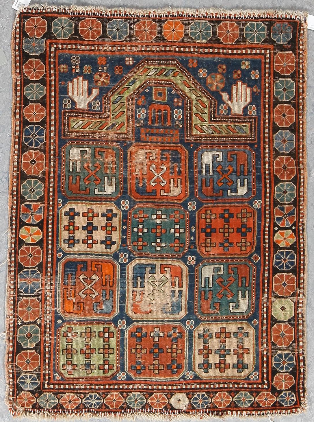 MATTA, antik/semiantik, Kaukas, ca 132x99 cm.