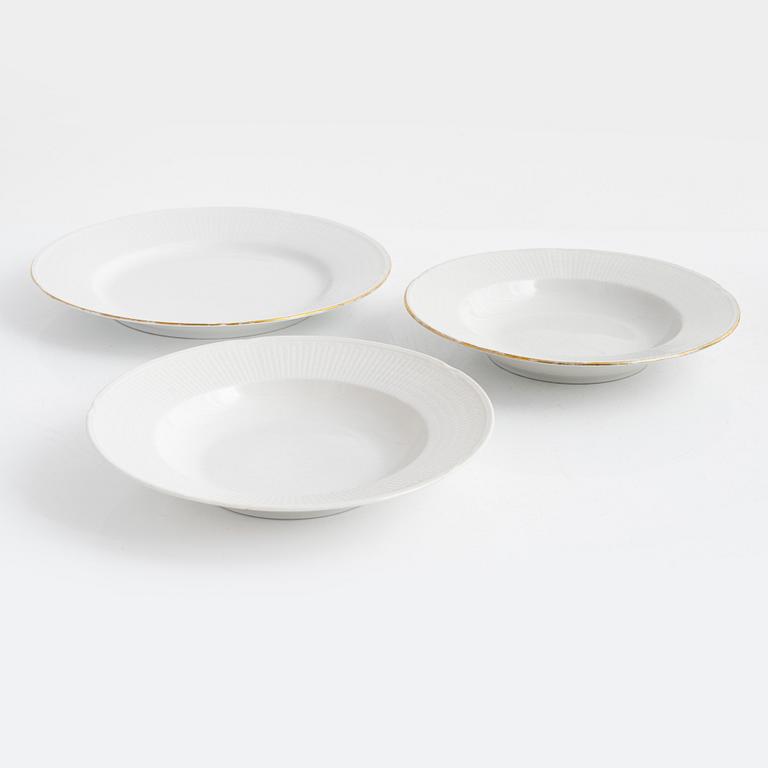 Louise Adelborg, a 34-piece 'Swedish Grace/Gracil' porcelain service, Rörstrand.