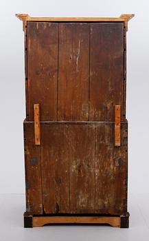 SNEDKLAFFSKÅP, 1800-talets första hälft.