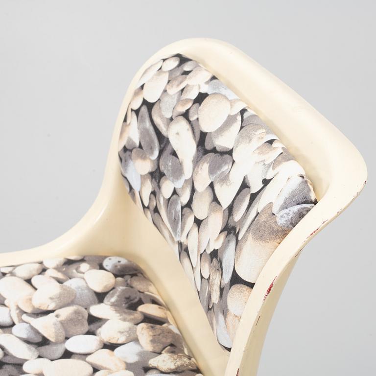 Yrjö Kukkapuro, 4 chairs, model 3415, 1970s.