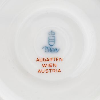 A Viennese porcelain coffee service, 17 pcs with six linen napkins, Augarten, Austria.