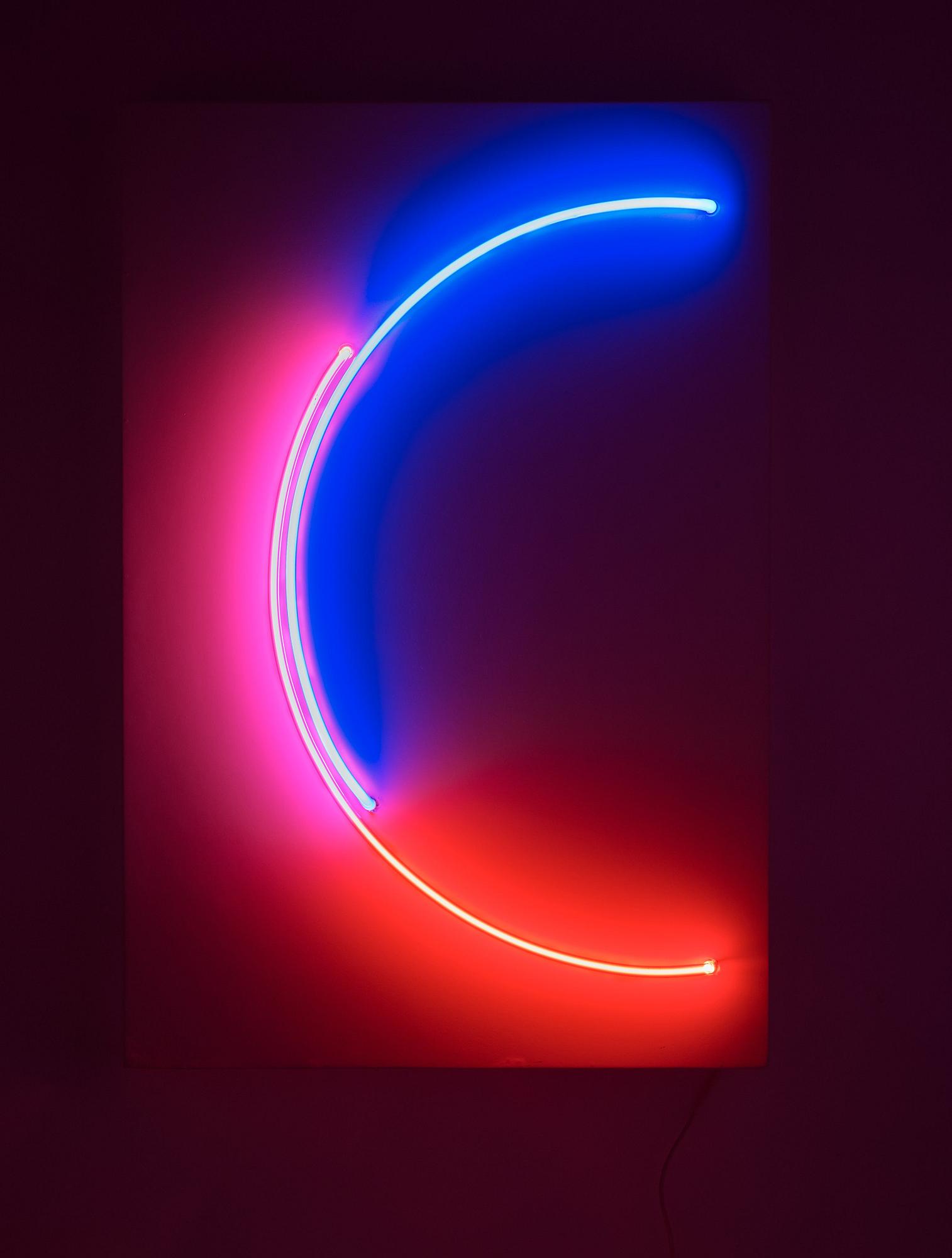 Stephen Antonakos, "Red and blue incomplete circle".