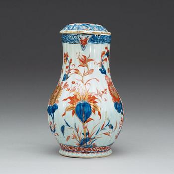 A imari ewer with cover, Qing dynasty, Kangxi (1662-1722).