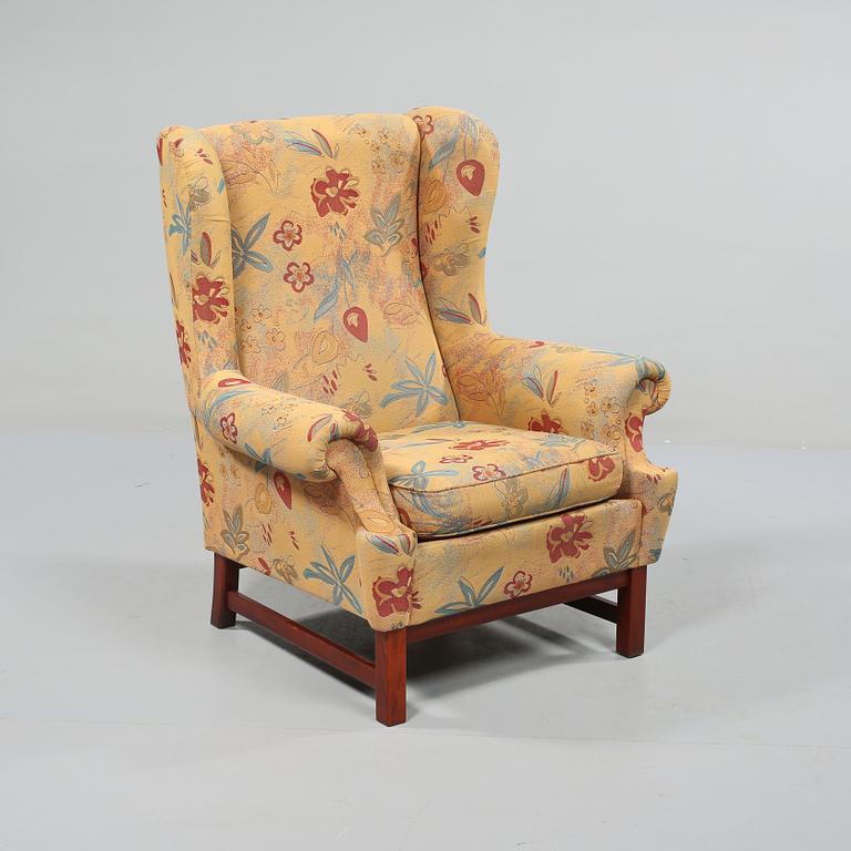 ÖRONLAPPSFÅTÖLJ, modell 3543 Oxford, Firma Svenskt Tenn, 1900-talets andra hälft.