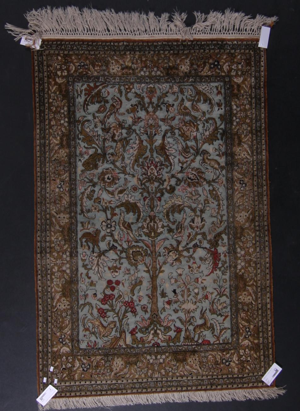 MATTA, orientalisk, 160 x 107.