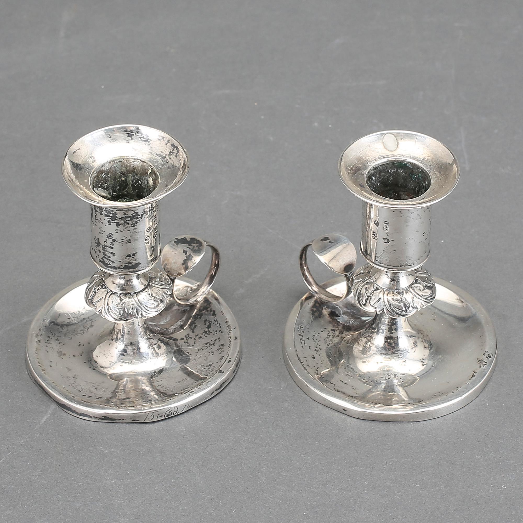 LJUSSTAKAR, s k nattljusstakar, ett par, silver, Johan Fredric Björnstedt, Stockholm 1822. Vikt ca 195 gram.