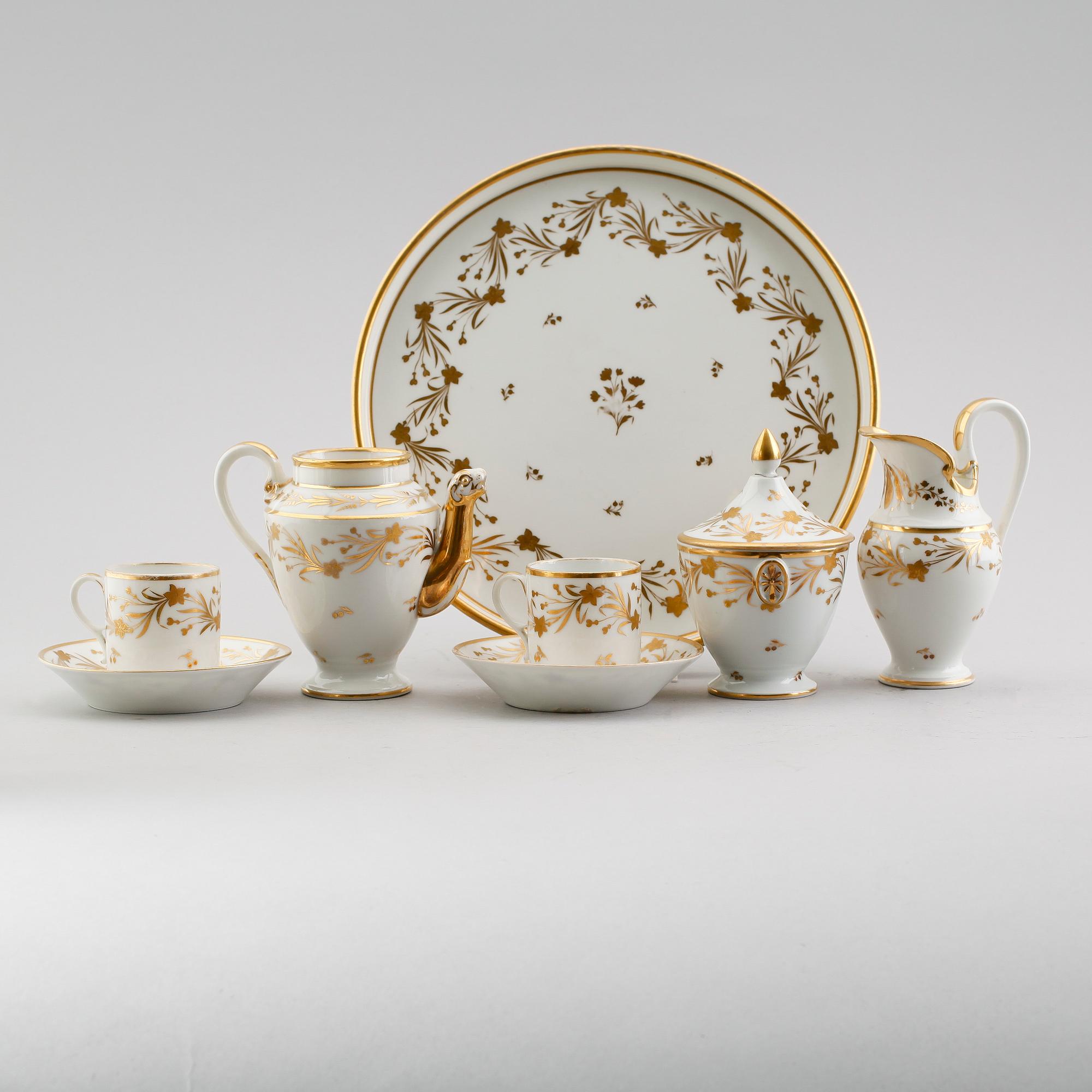 FRUKOSTSERVIS, porslin, 6 delar, Meissenliknande märke, 1800-talets första hälft.