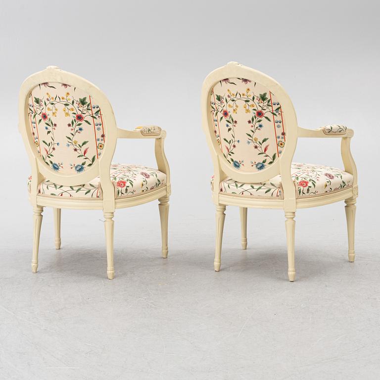 Armchairs, a pair, Gustavian style, 20th century.