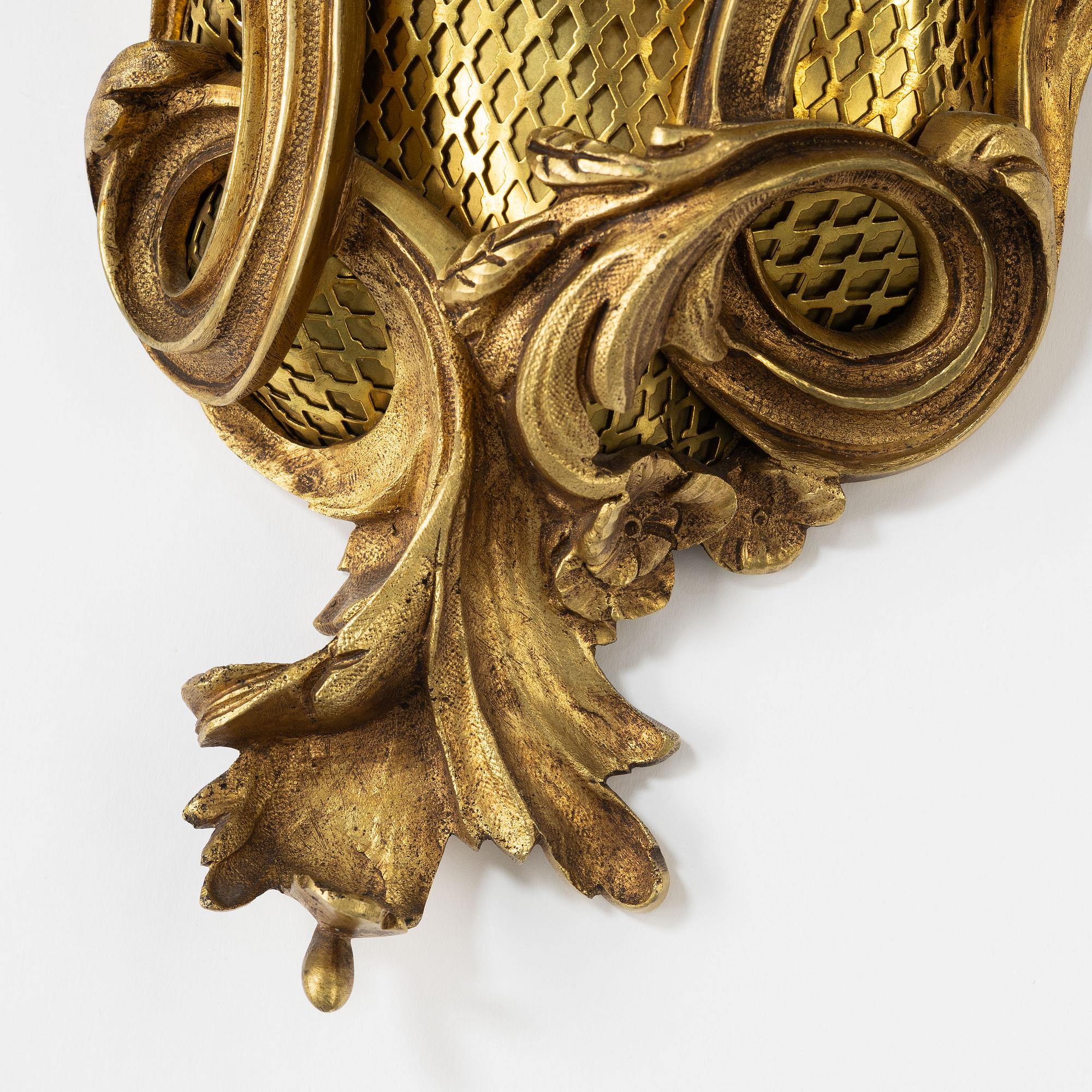 Väggpendyl, brons. Louis XV-stil, Frankrike, tidigt 1900-tal.