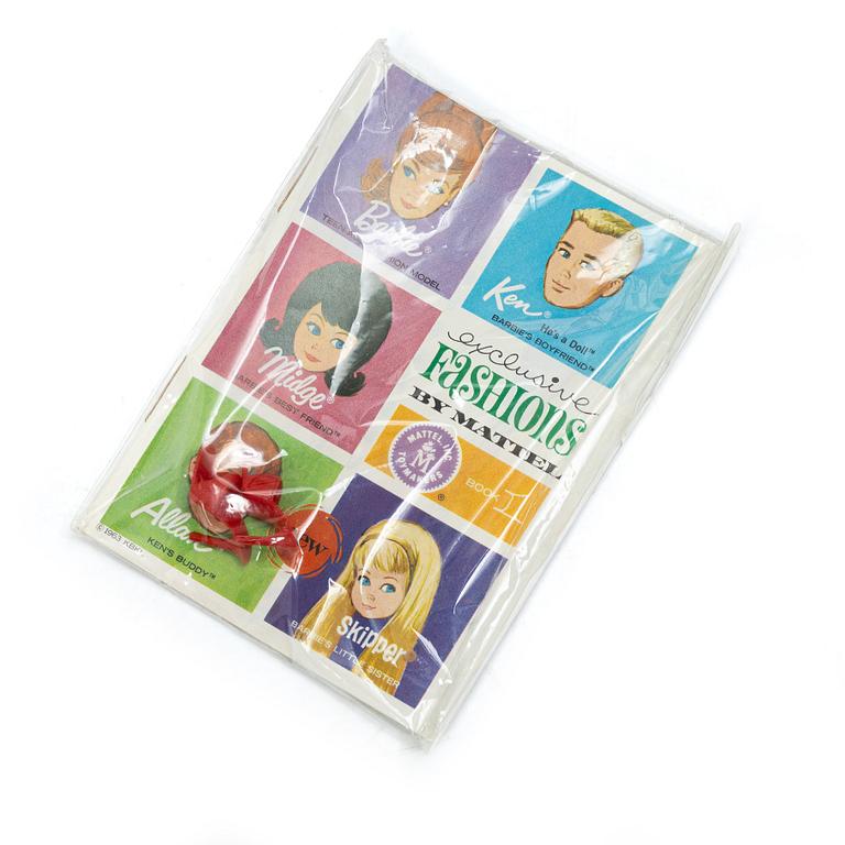 Barbiedockor, 4 st, samt kläder och accessoarer, Mattel, 1960-tal.