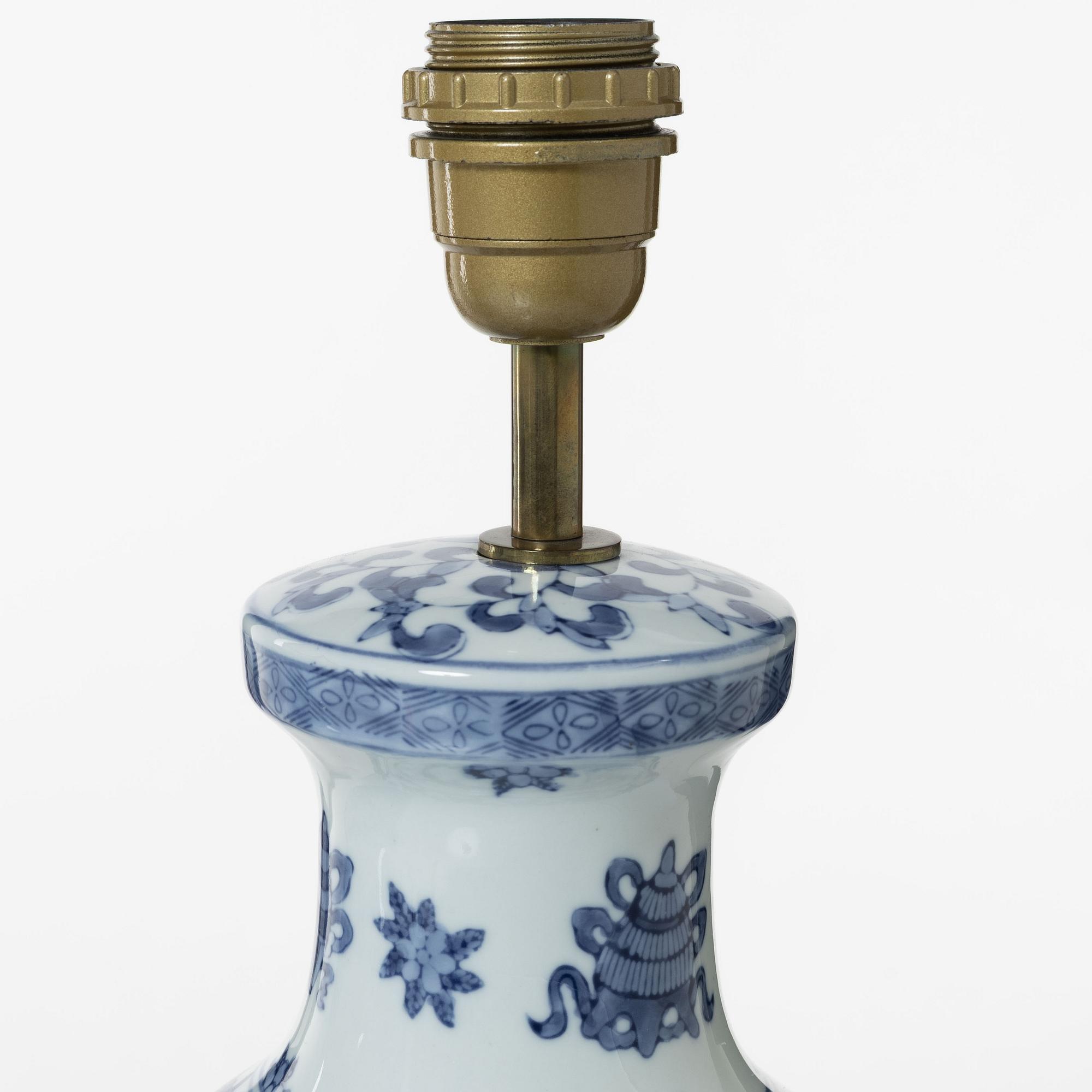 Bordslampor, ett par, porslin, Kina, 1900-tal.