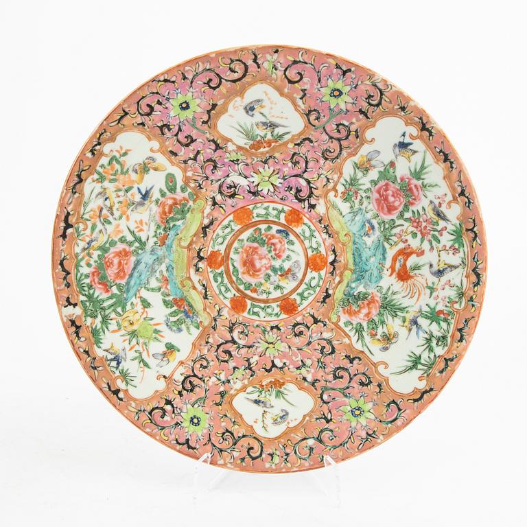 Fat, två stycken, porslin. Sen Qingdynasti, omkring 1900.