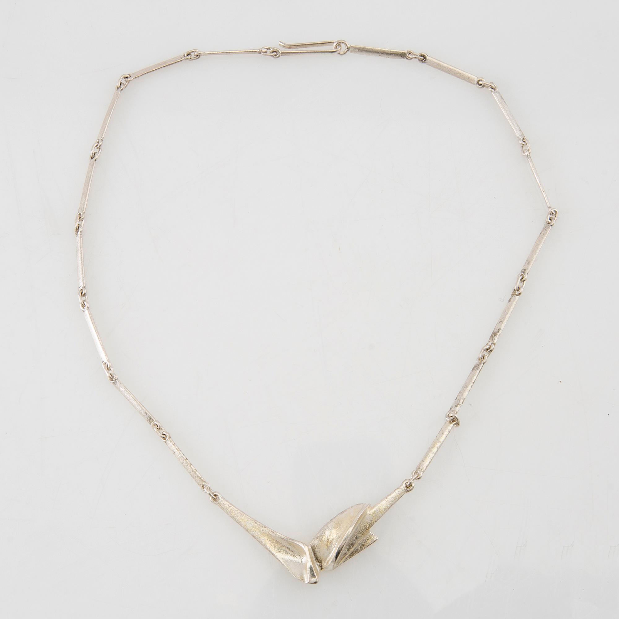 Zoltan Popovits, halsband "Hespera" silver, Lapponia 1989.