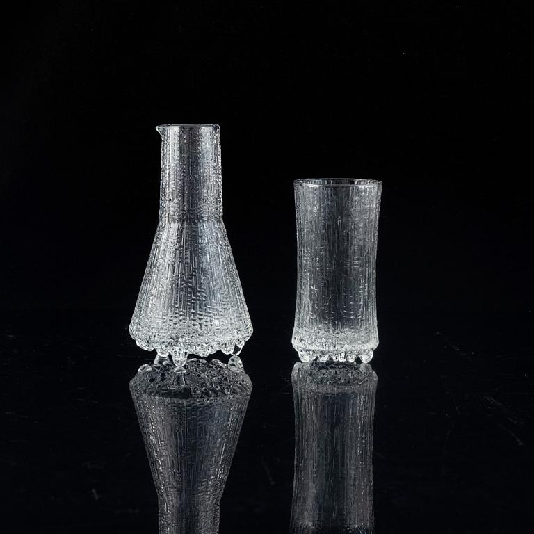Tapio Wirkkala, glasservis 52 delar, "Ultima Thule", Iittala, Finland, 1900-talets andra hälft.