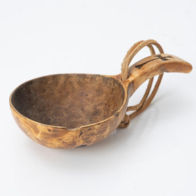 Half-horn knife and wooden cup, unidentified craftsmen.