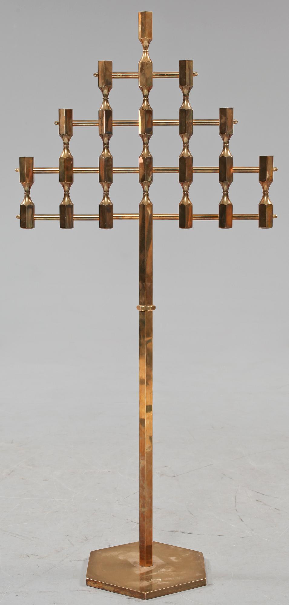 GOLVLJUSSTAKE, mässing, Gusum, 1900-talets fjärde kvartal.