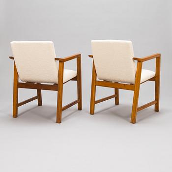 Carl Gustaf Hiort af Ornäs, a pair of mid-20th century 'Korsika' armchairs, Puunveisto Oy- Träsnideri Ab.