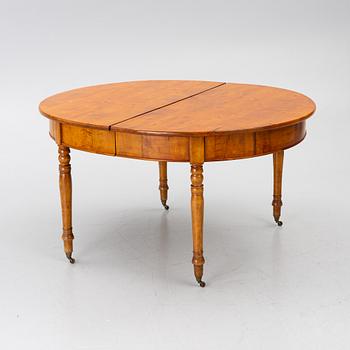 Matbord, 1800-tal.