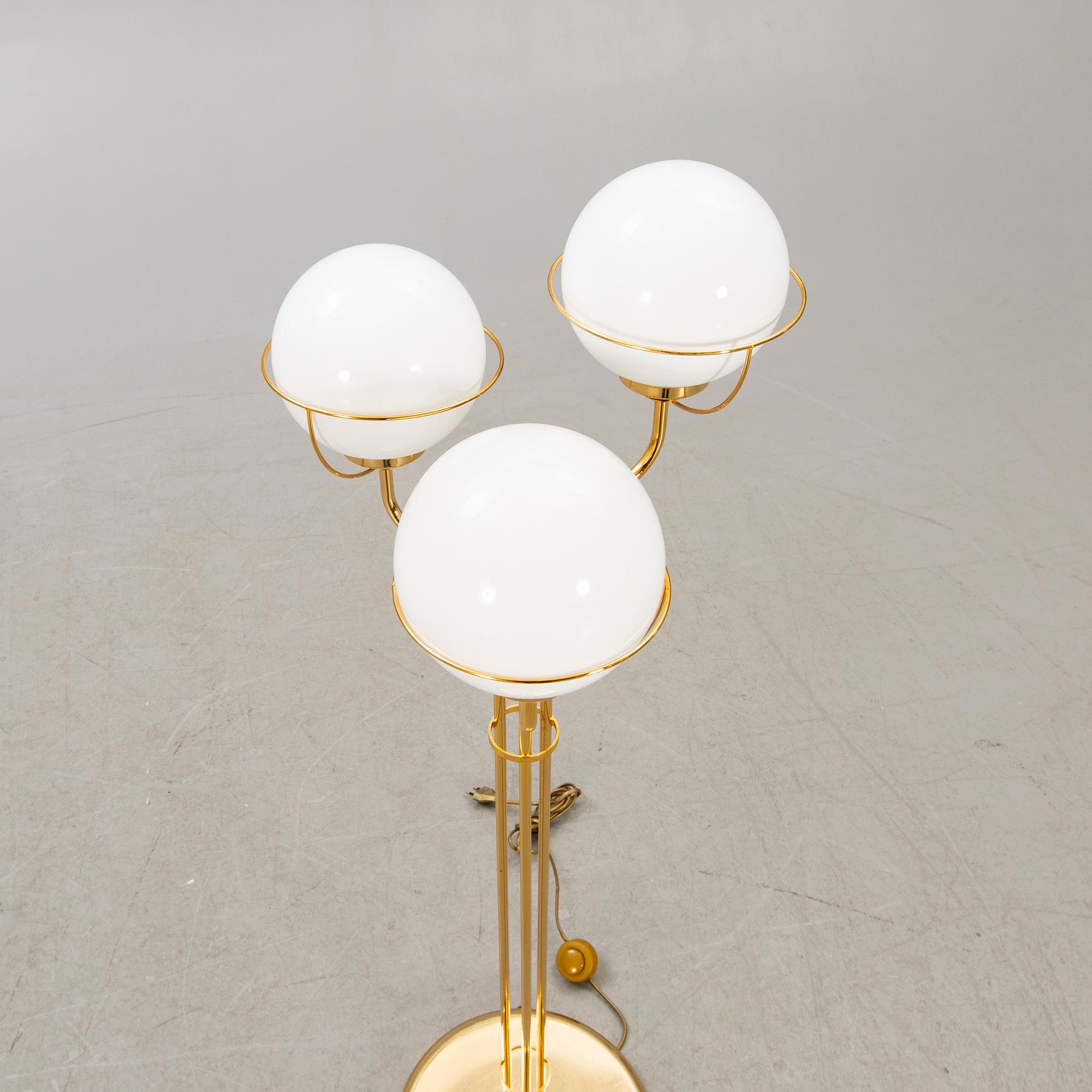 Floor lamp, 1980s, probably Italy.