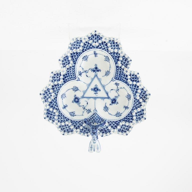 Serveringsskål "Musselmalet helblonde" Royal Copenhagen Danmark porslin 1947.